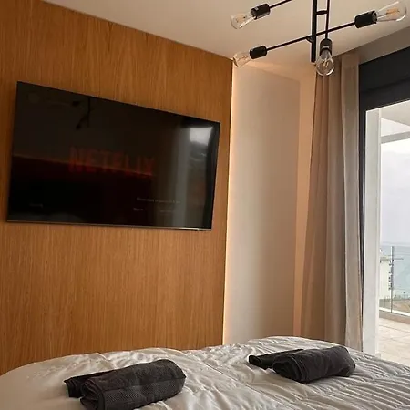 Higueron Bay Penthouse 3br - Sea View 푸엔히롤라